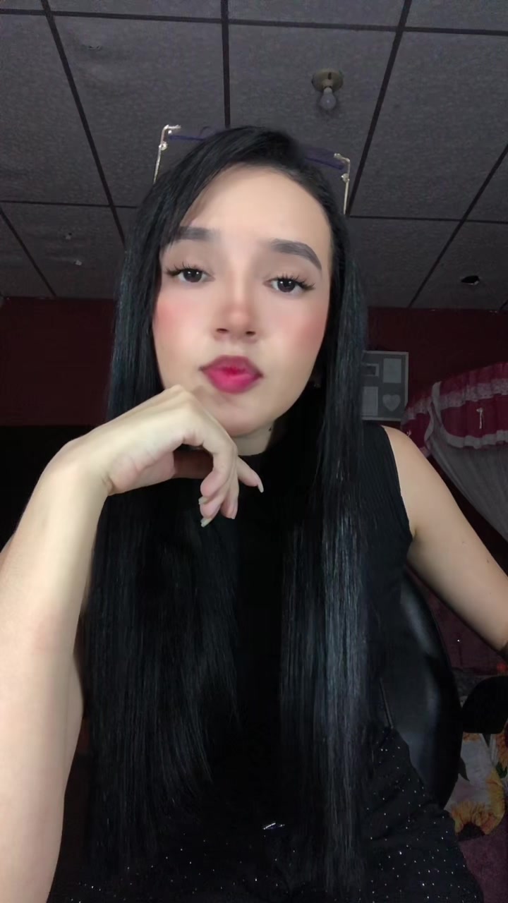 @Nini Macías 🖤🐈⬛💋