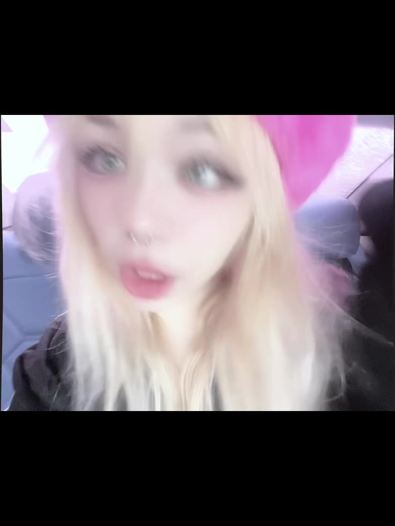 @KeeshiMoshi