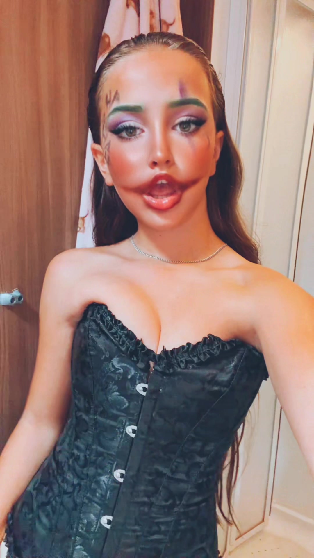 @ℬℯ𝓁𝓁𝒶 𝓂𝒸𝒾𝓃ℯ𝓇𝓃ℯ𝓎💕🍫