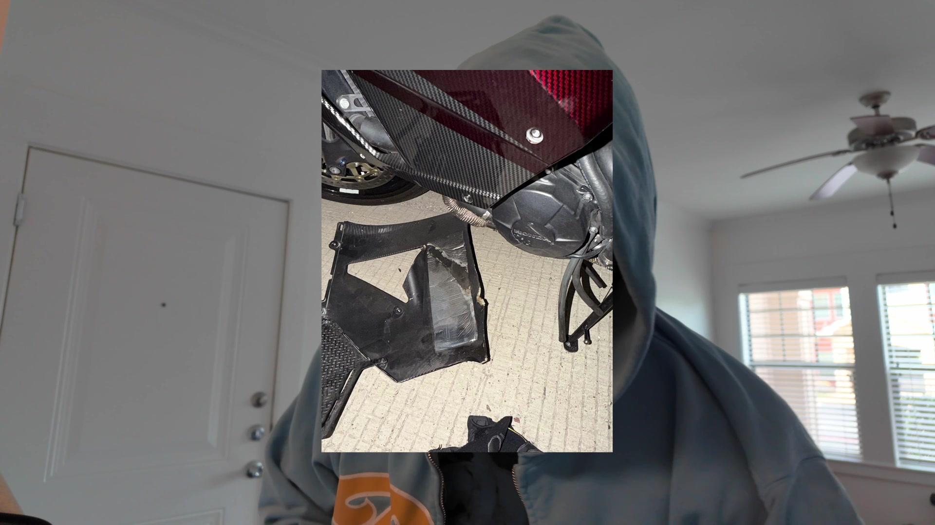 @withdahoodie_