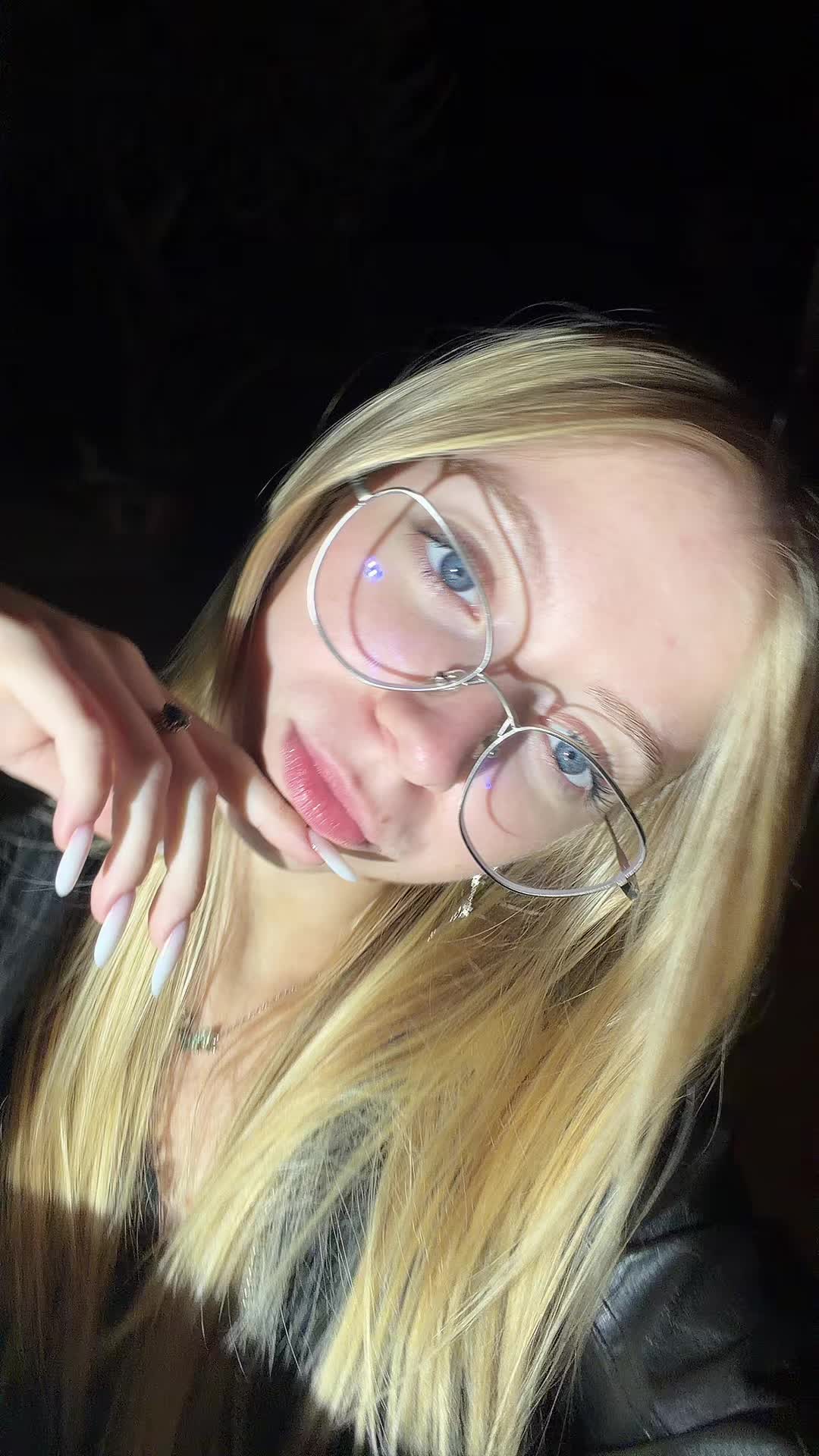 @ele🧸