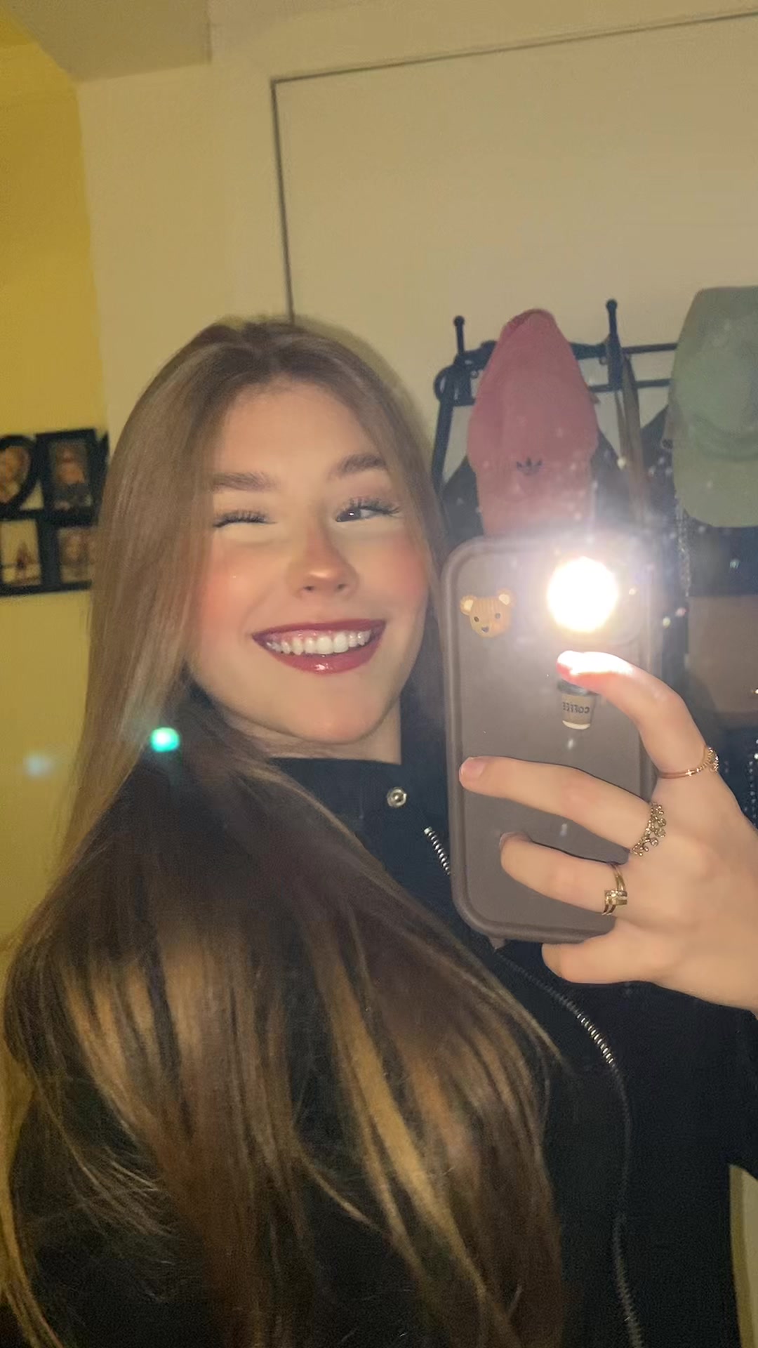 @Larapmendonca_