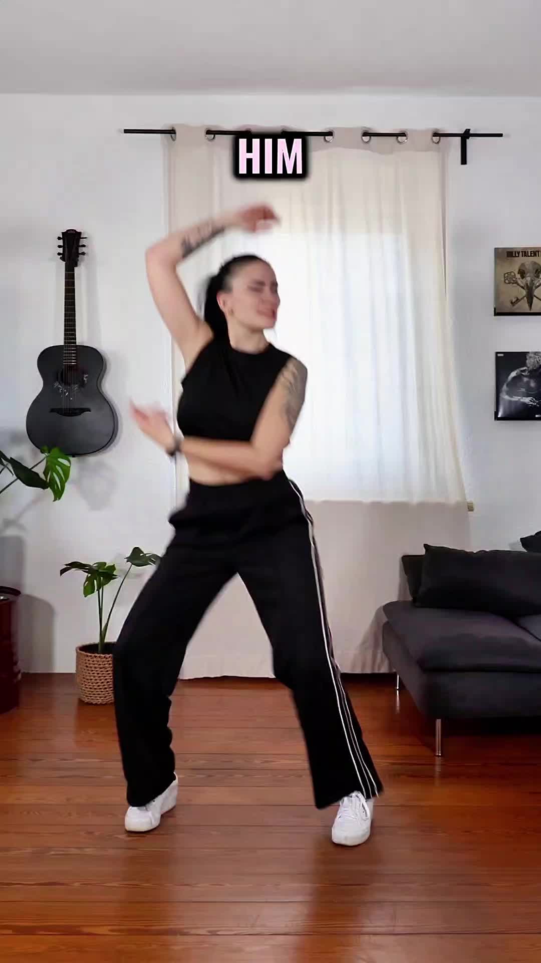 @MoshOUT