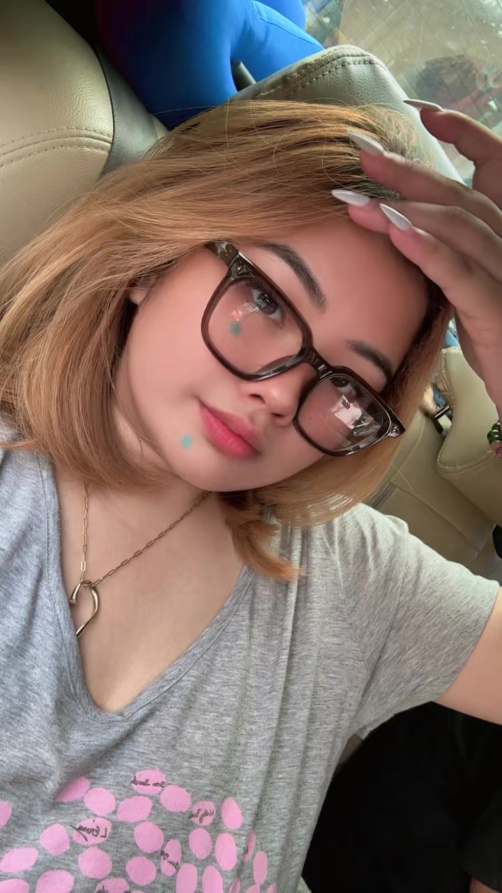 @RhochelleOcampo