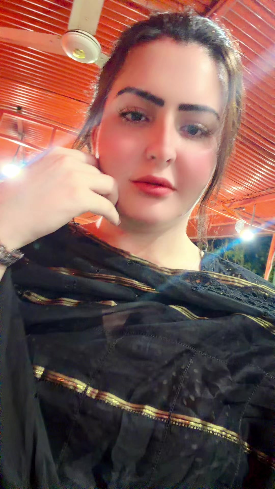 @Riya Khan34