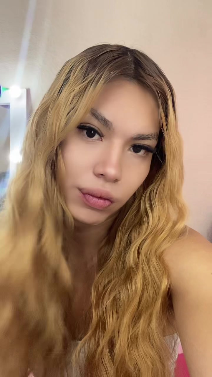 @Chloe zarate
