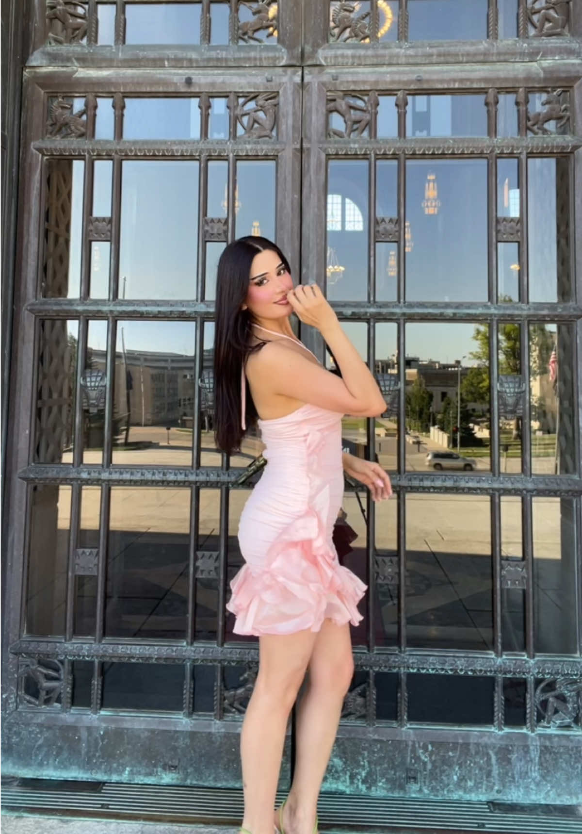 @ShleeR_