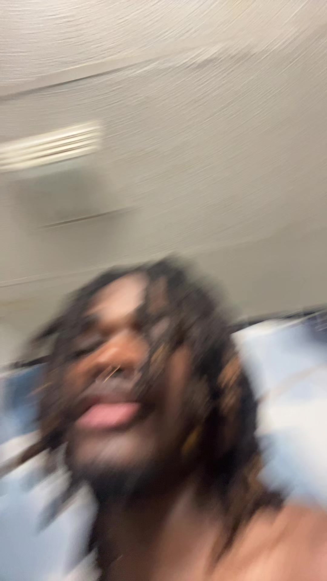 @👉🏿Z<^>I💙👈🏿
