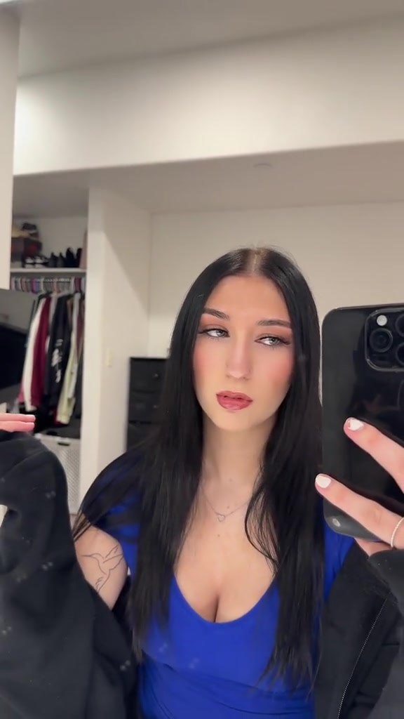 @️