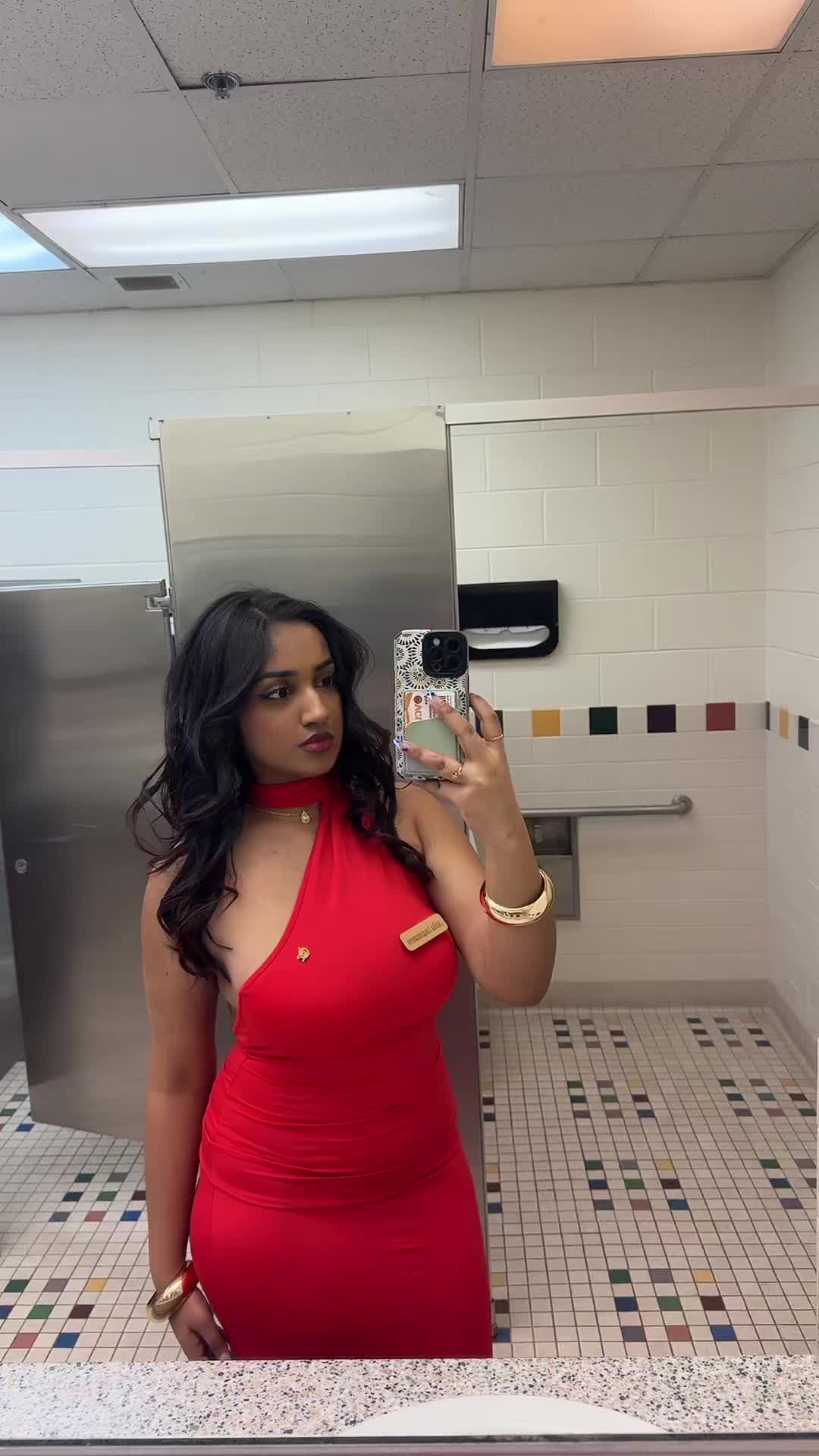 @anika