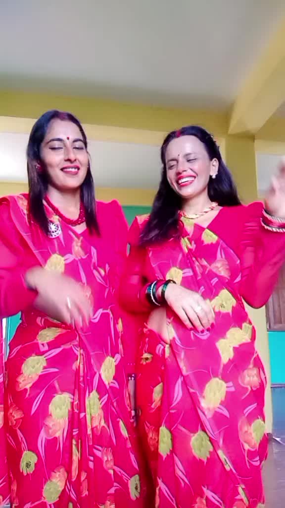 @Sanaya San