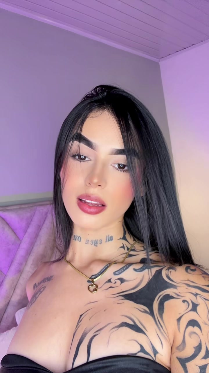 @Katenea