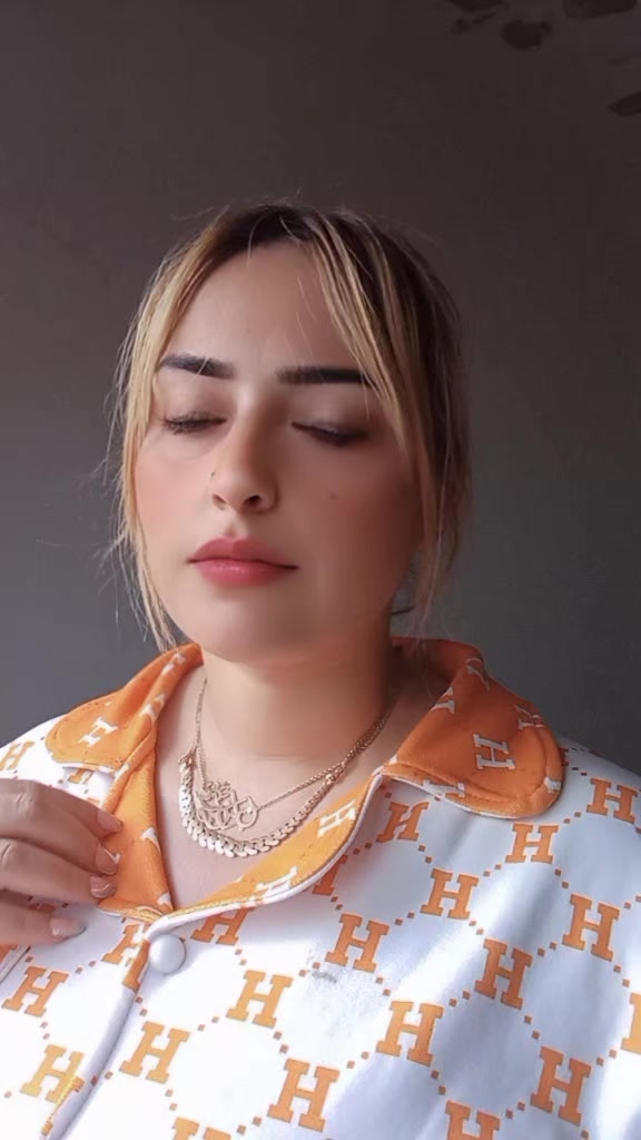 @ghizlannghizlann
