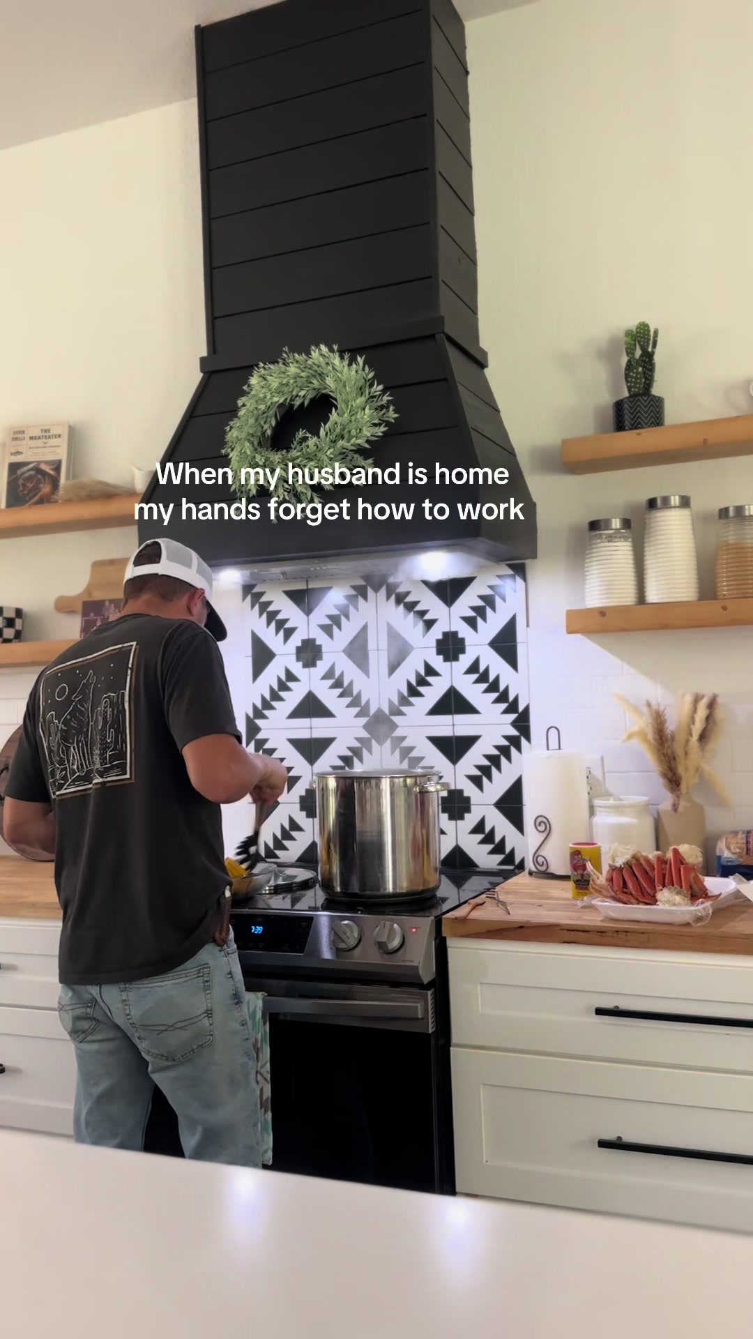 @Christina | Home & Herd ๐ก๐ต๐ฎ