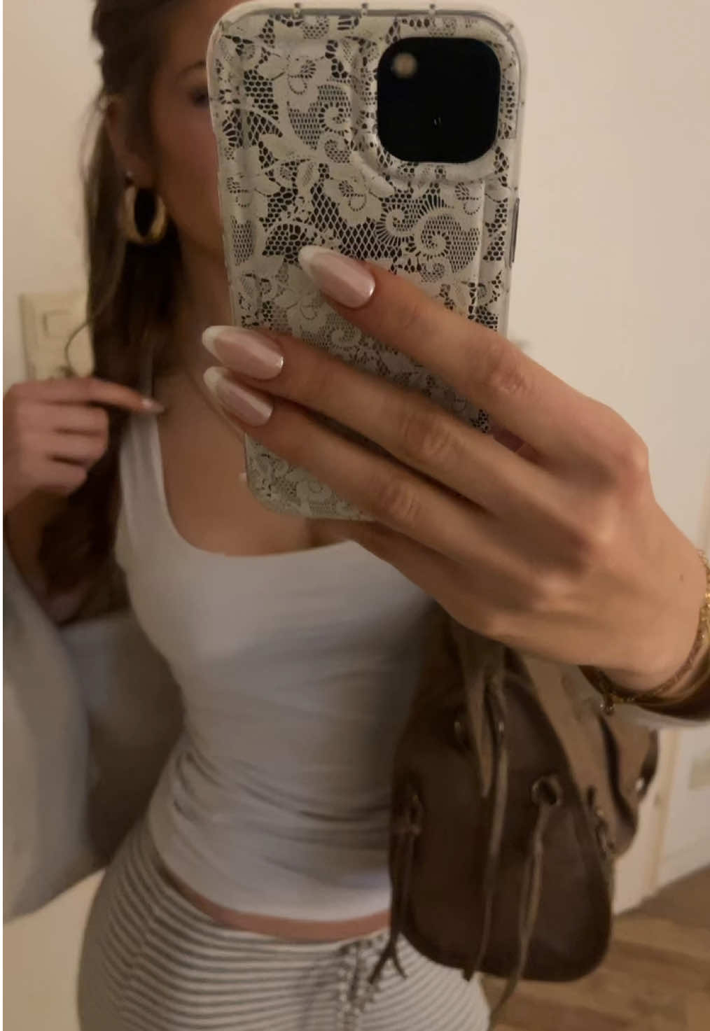 @𝐡𝐞𝐥𝐞𝐧𝐚