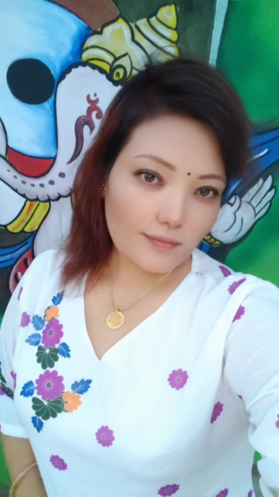 @💞Santi💞 Thapa 💞Rai💞