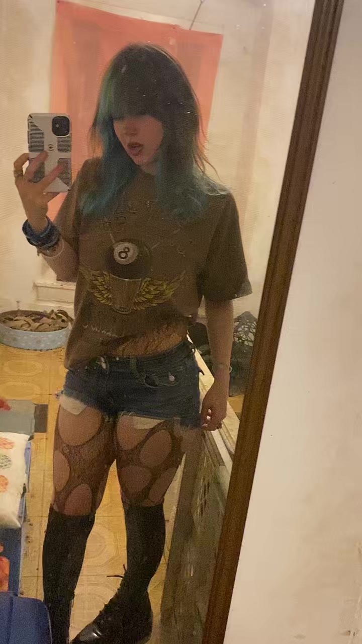 @roo<3