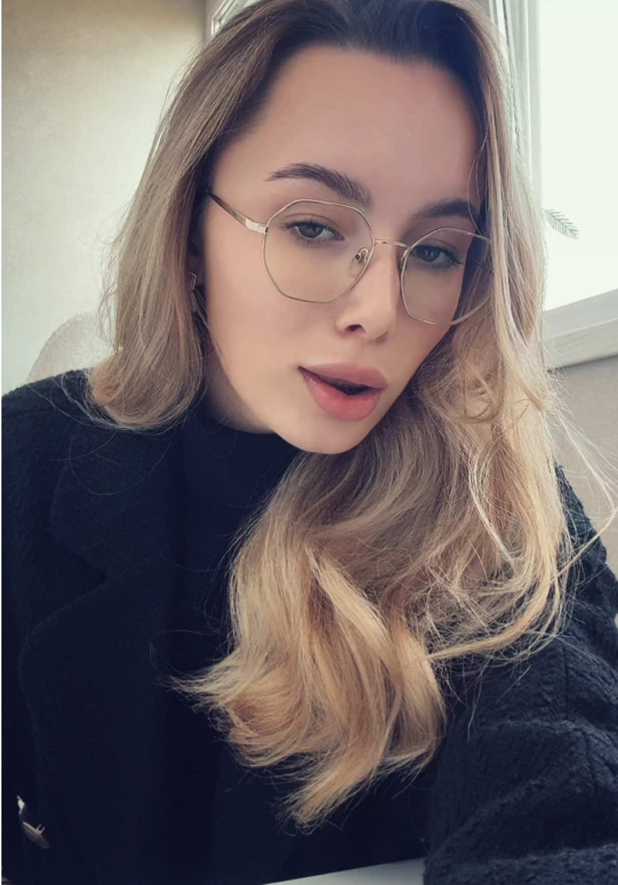 @Aarishellia