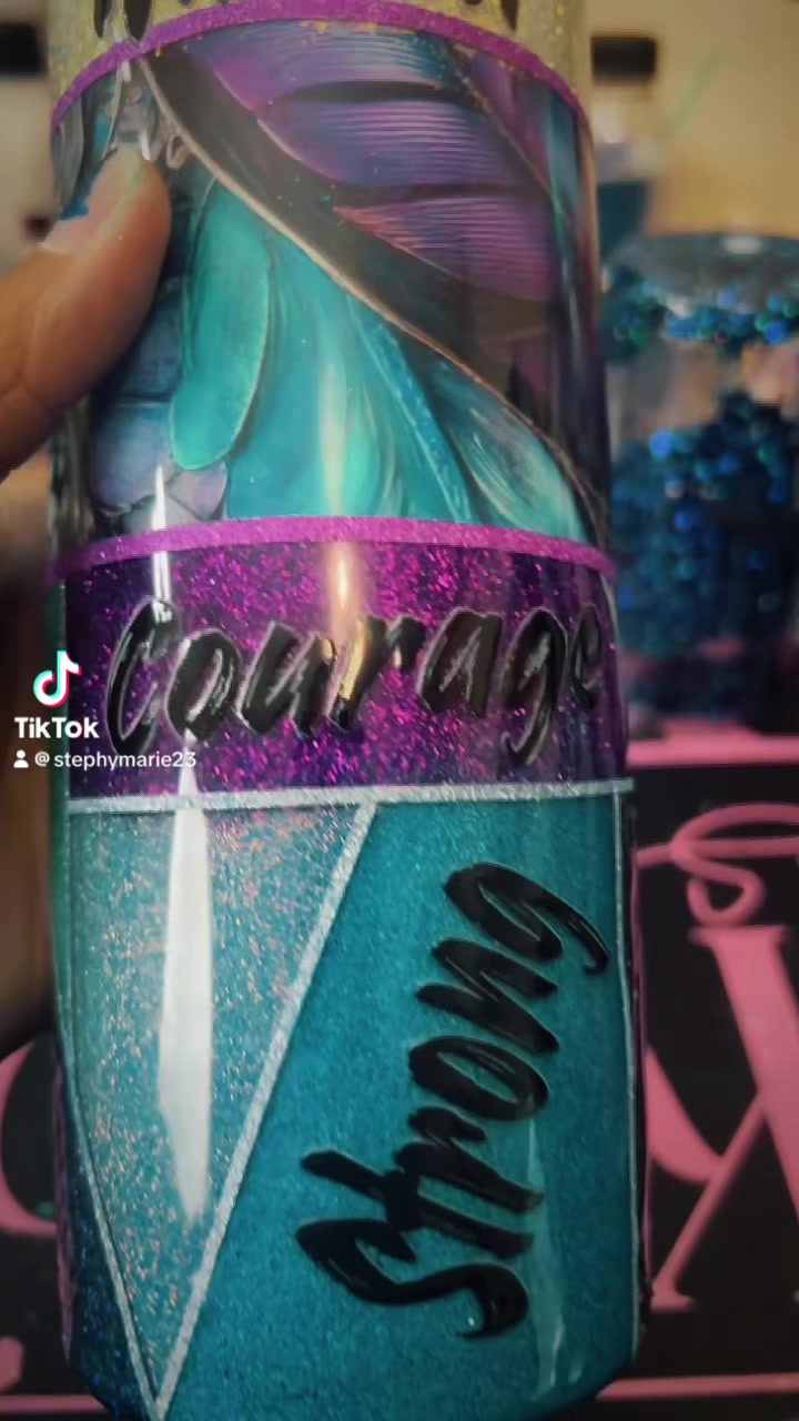 @Stephy UPRoarCreations💙💜