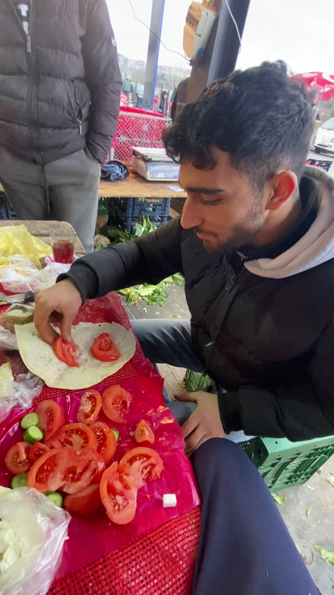 @Azat Ataş