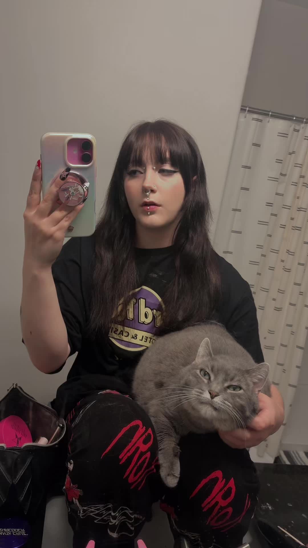 @izzy ⸜(。˃ ᵕ ˂ )⸝♡