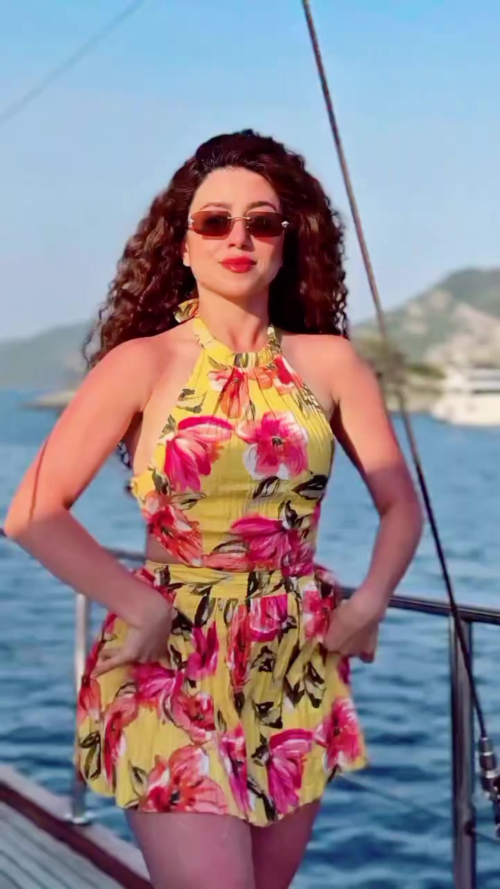 @nazira_081