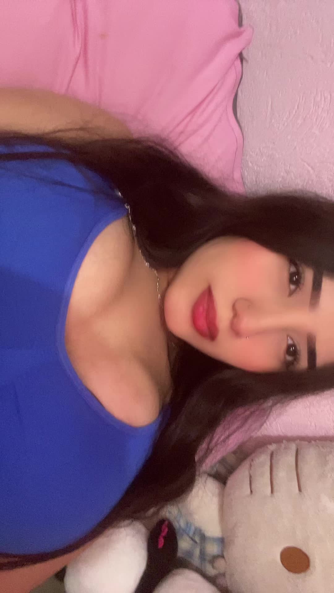 @𝒱𝒶𝓁🎀