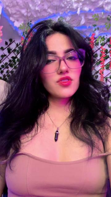 @Isabella Uzcategui (pingui🐧)