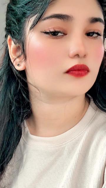 @Vindya__🫐