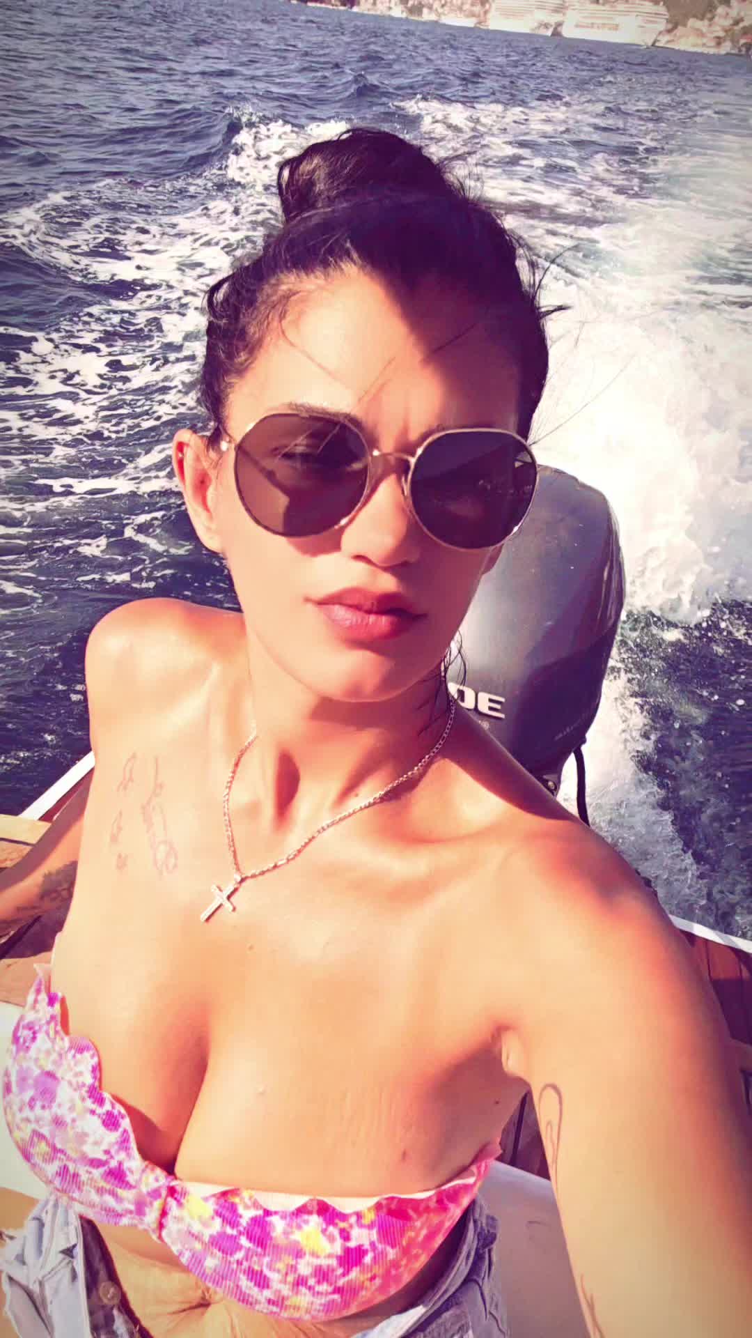 @Maleno Moje