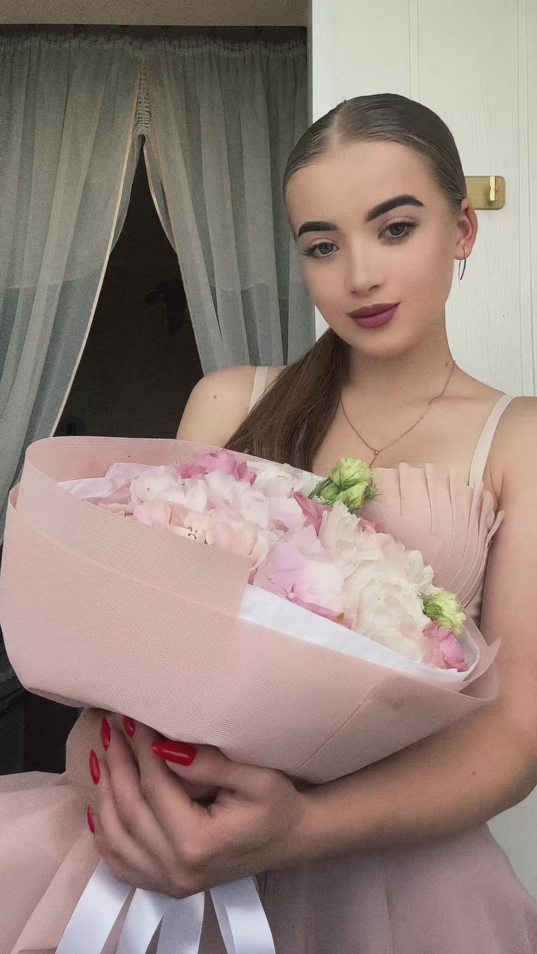 @_Viktoria_