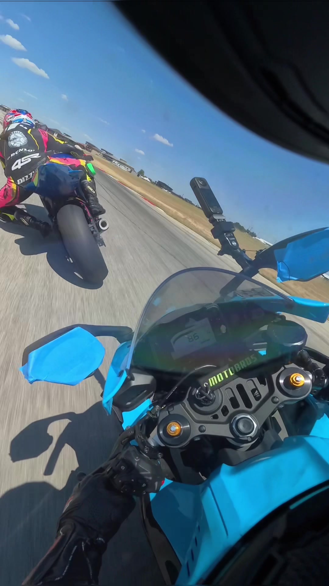 @MotoBros