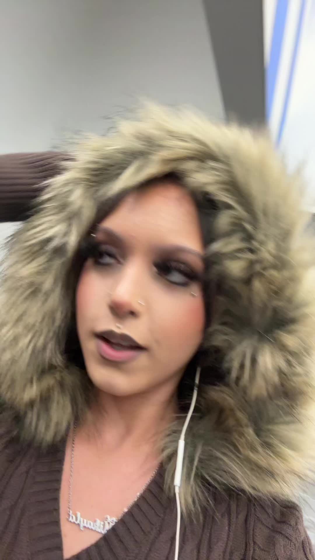 @🧟♀️