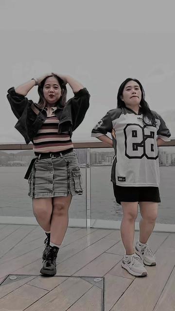 @CeNia♈️