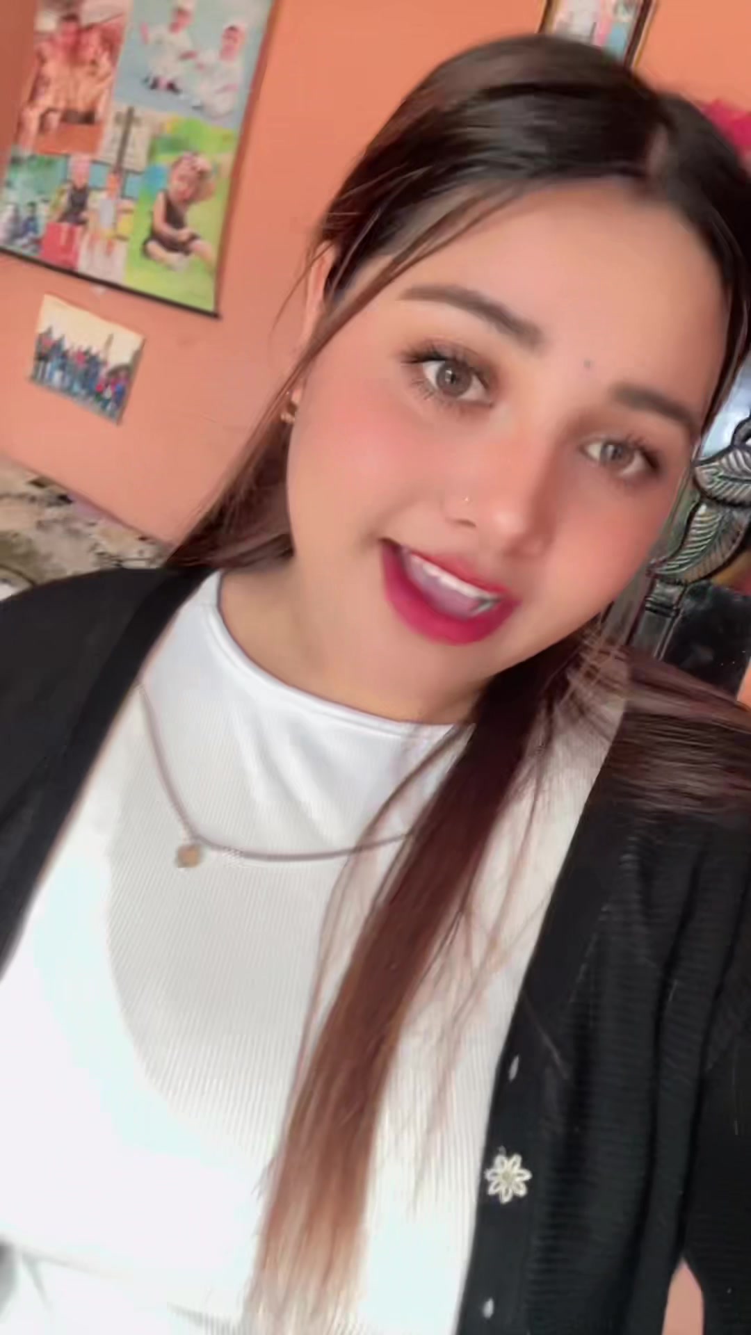 @सोफिया G 