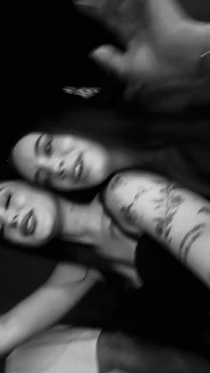 @_miav6