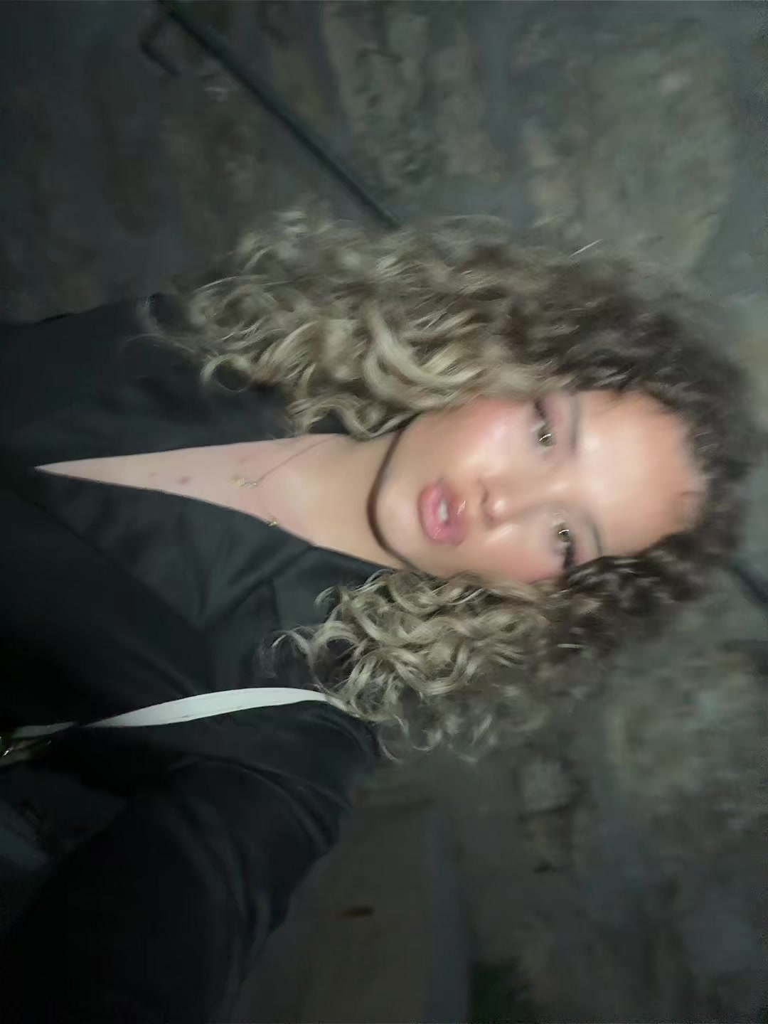 @Albinams