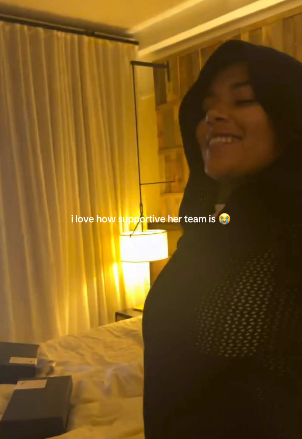 @𝒟