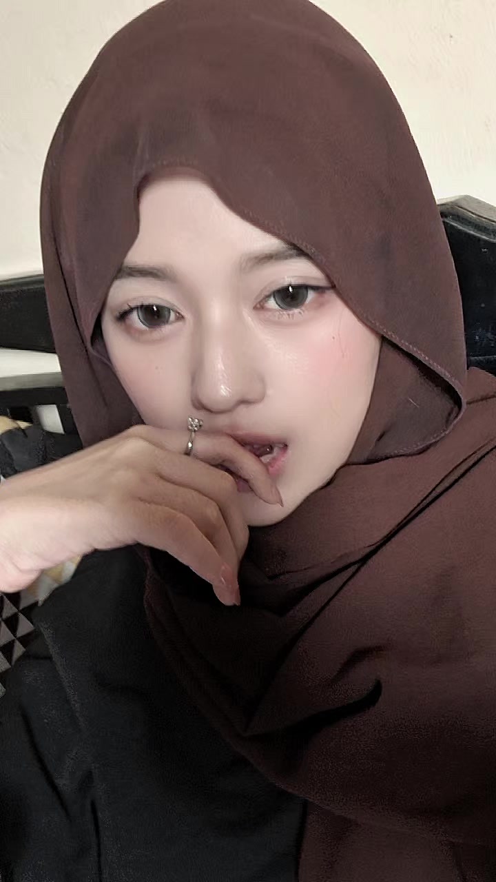 @syakira