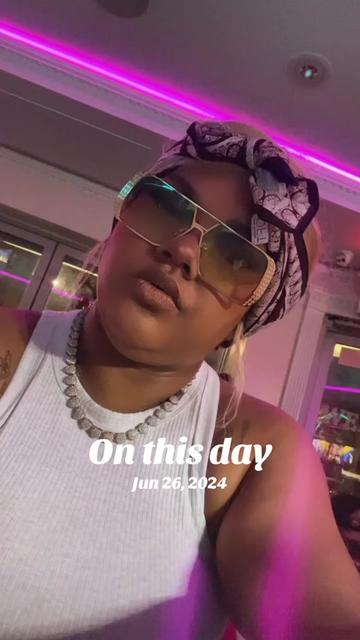 @lilieshaworld