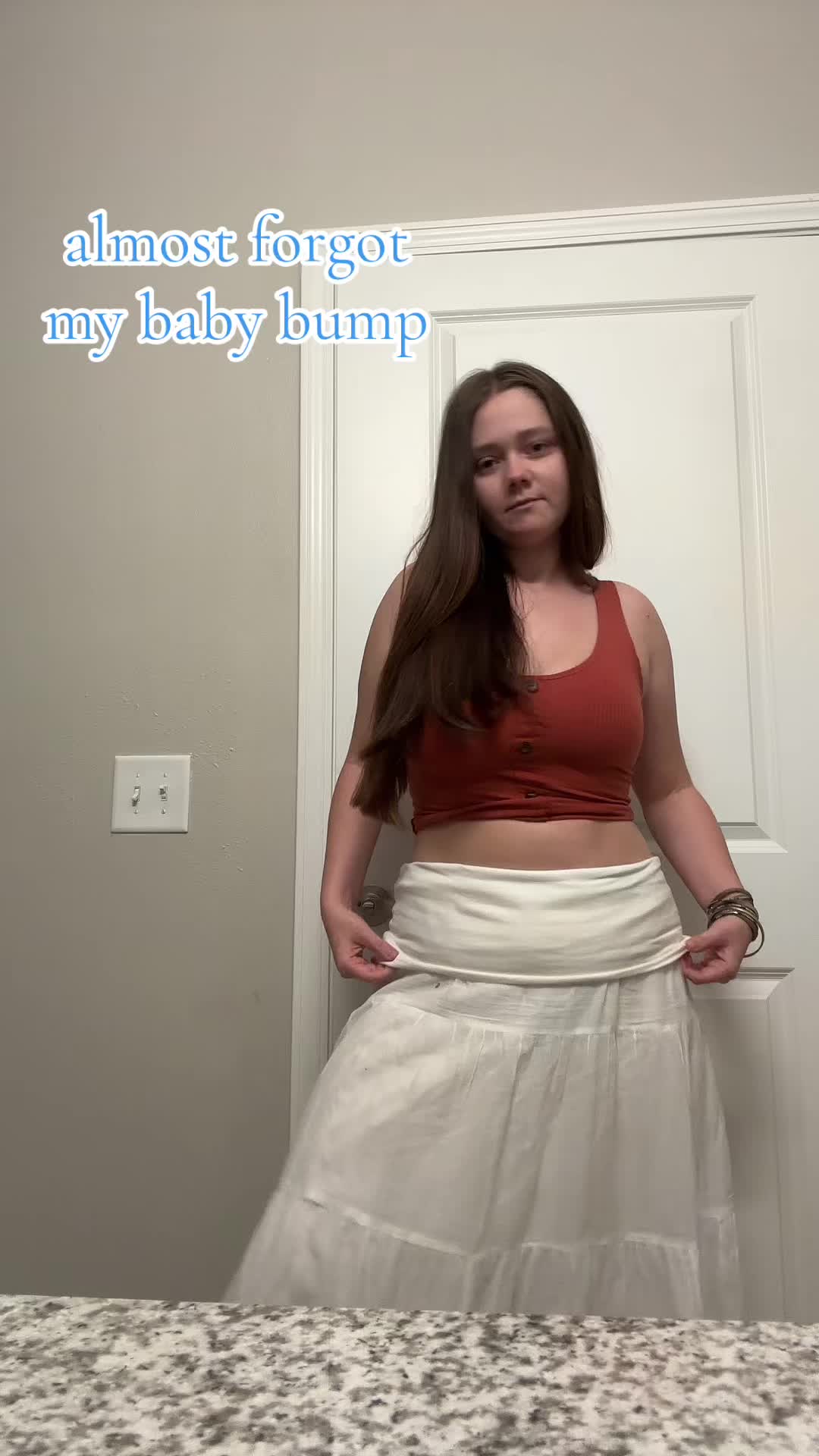 @𝘊𝘩𝘢𝘳𝘭𝘦𝘦 𝘙𝘰𝘣𝘣𝘪𝘯𝘴