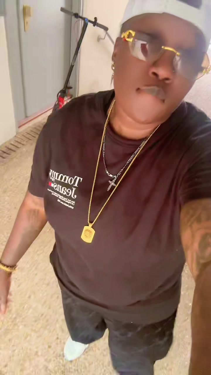 @Etoile DE LONDRE🚀🇨🇮😎🏳️&zwj;🌈