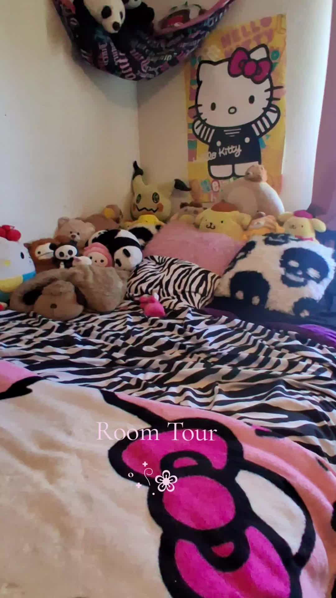 @Becca .ೃ࿔*