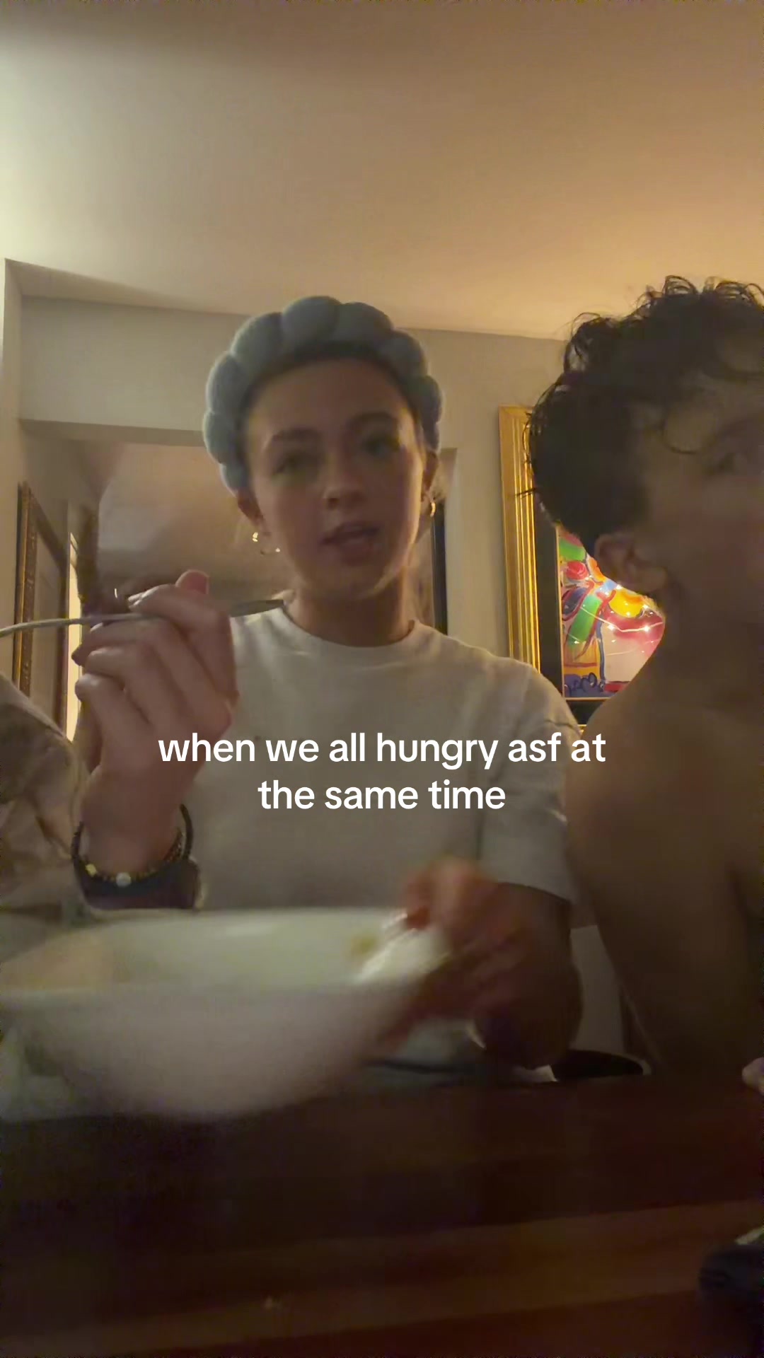 @bella