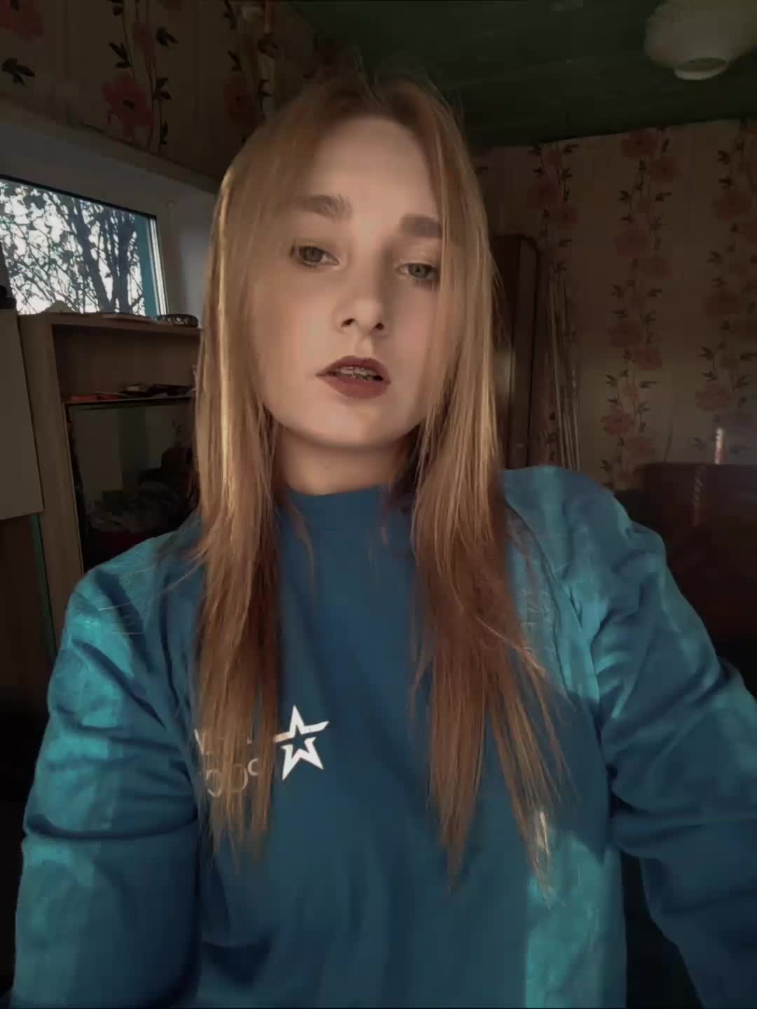 @🍷 крис🍷