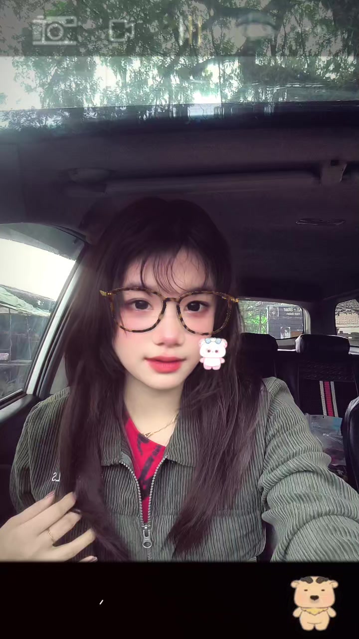 @Mãy🐼
