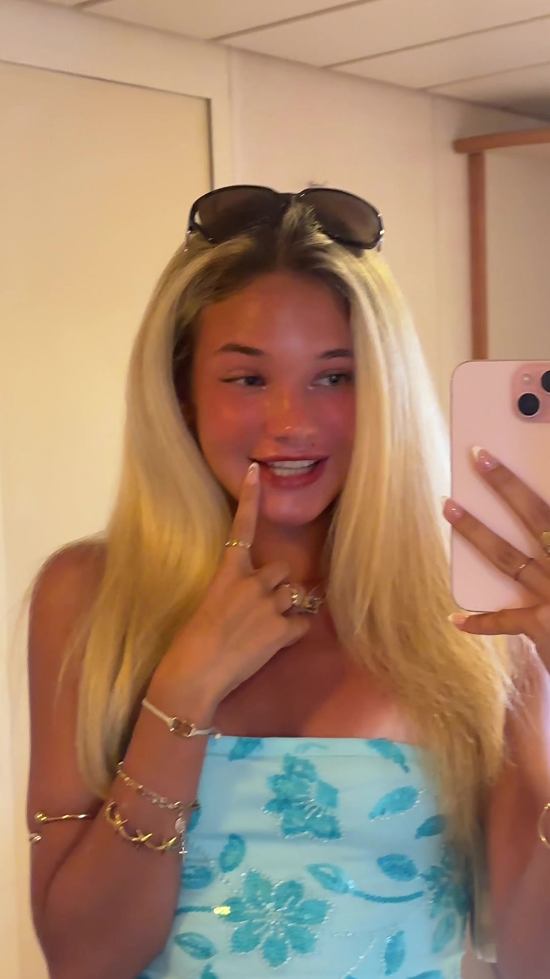 @petitethief