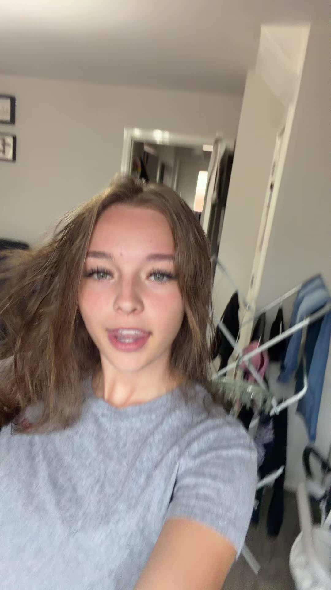 @⃟