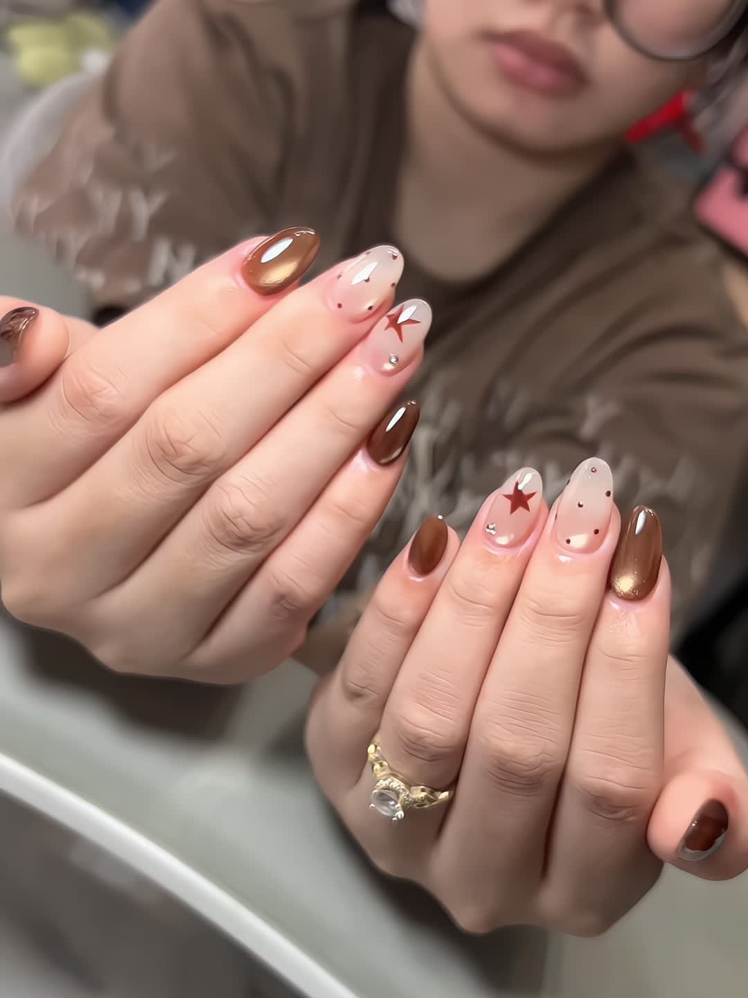 @T&agrave;i Linh - Tiệm neo bị khuất