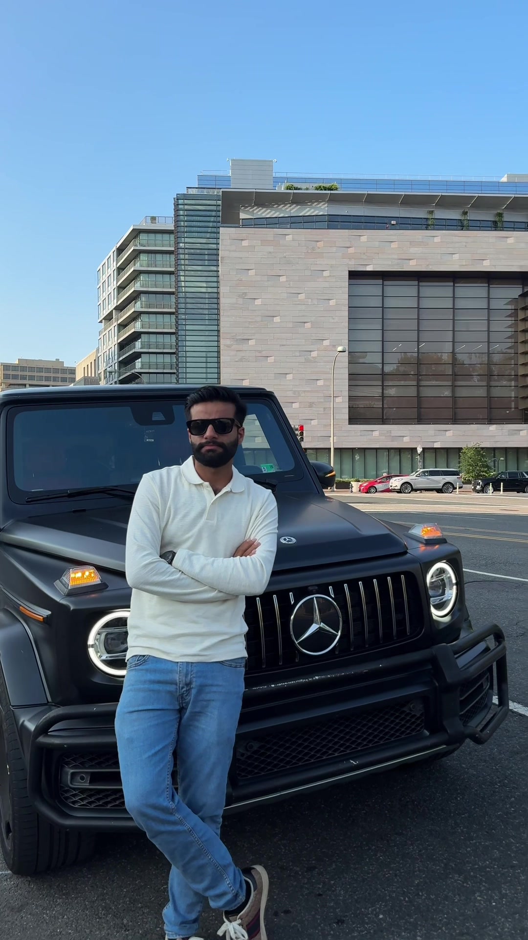 @Ali Malhi 10 🇺🇸🇵🇰